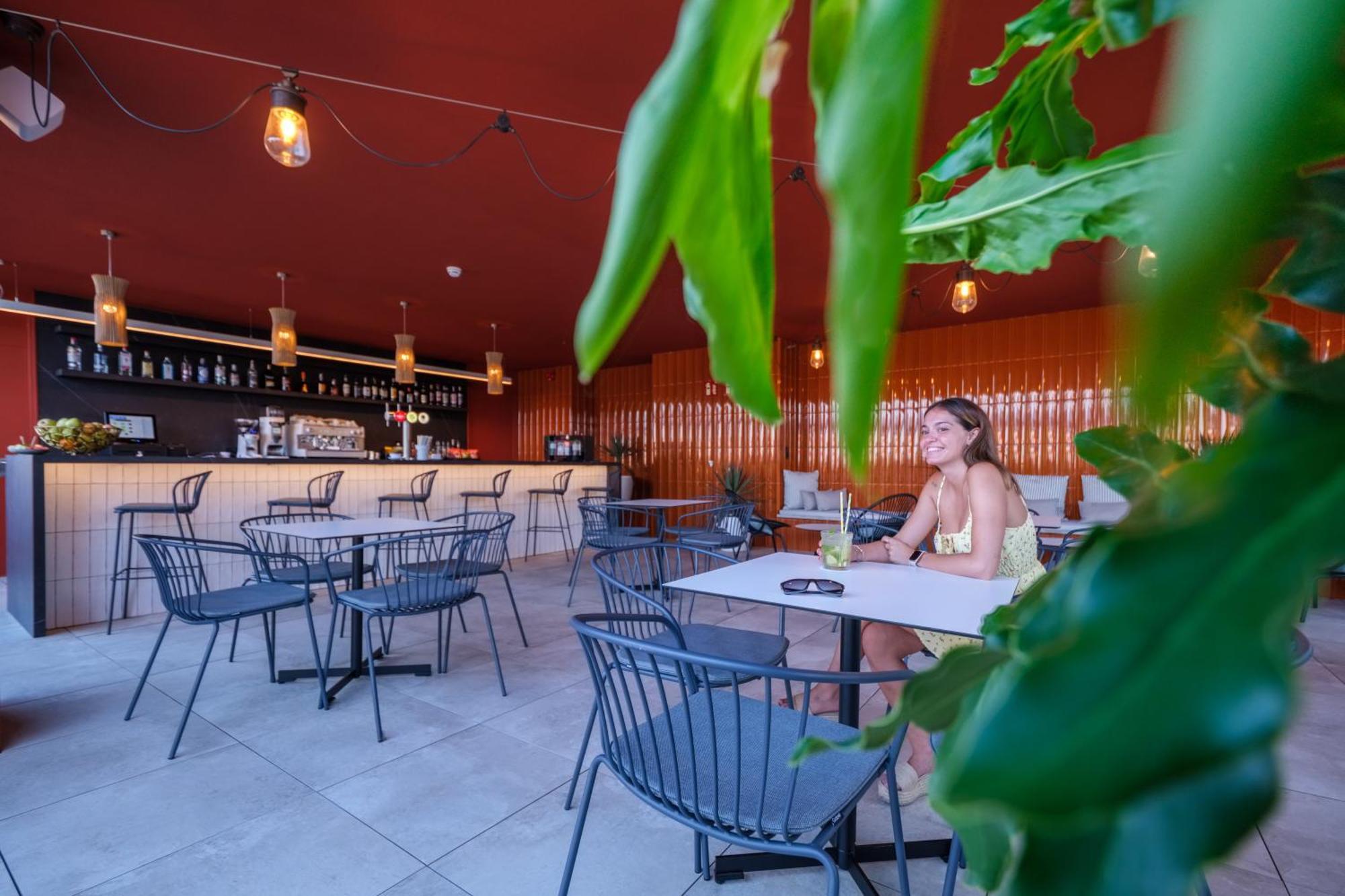 Estival Park Almaris Hotel Ла Пинеда Екстериор снимка
