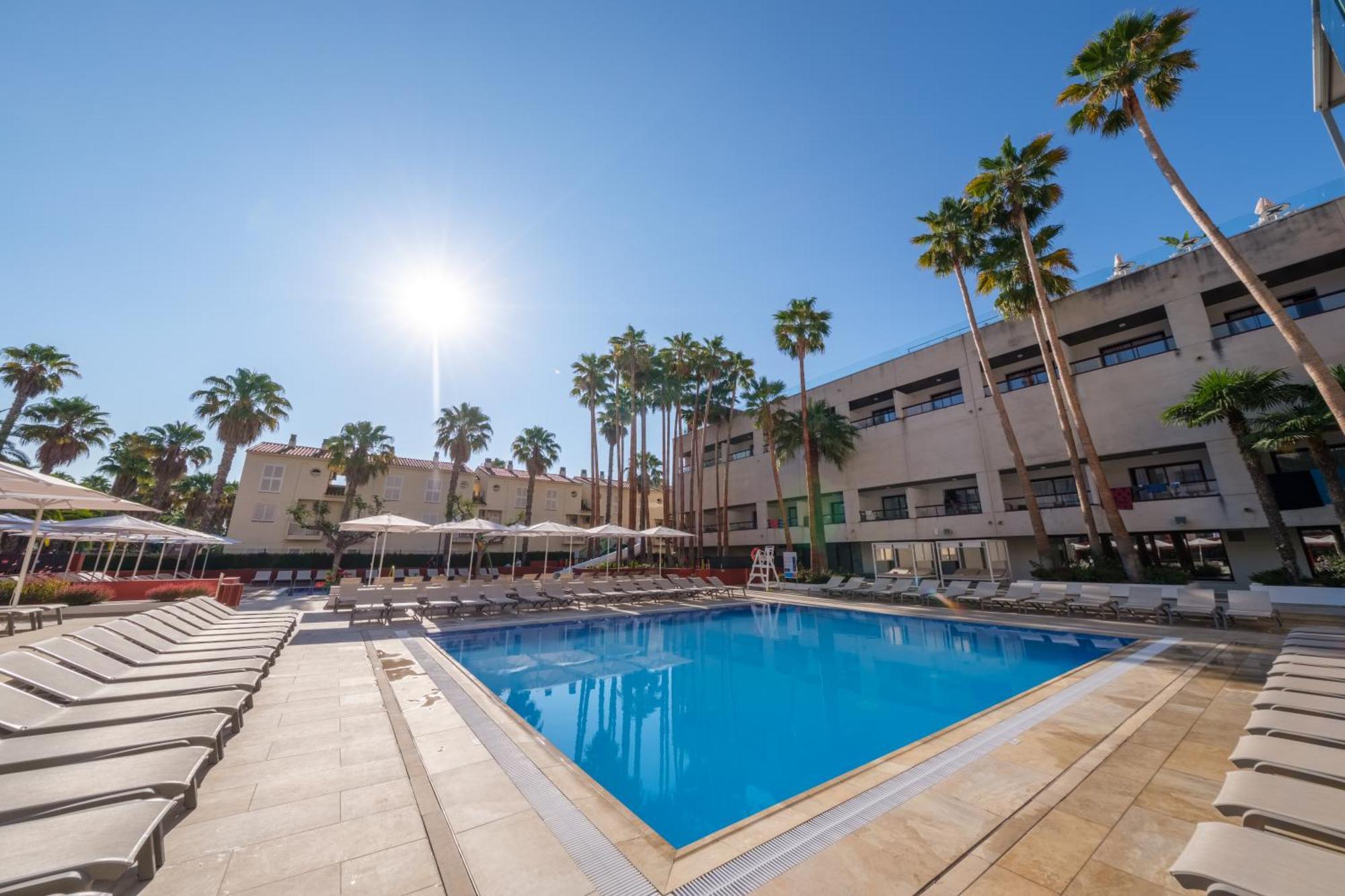 Estival Park Almaris Hotel Ла Пинеда Екстериор снимка