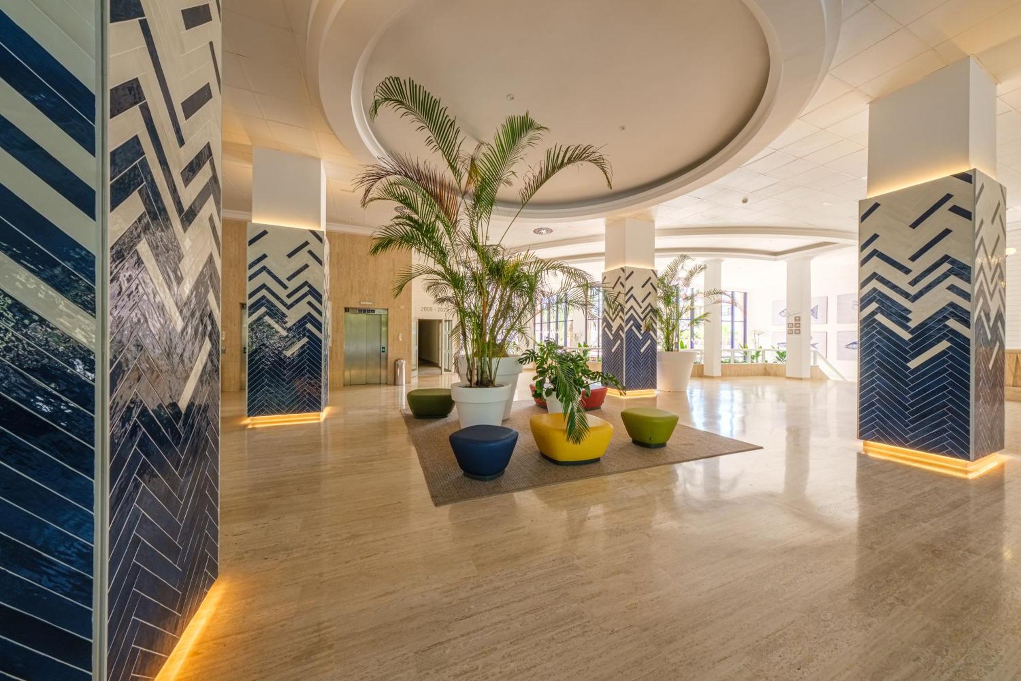 Estival Park Almaris Hotel Ла Пинеда Екстериор снимка